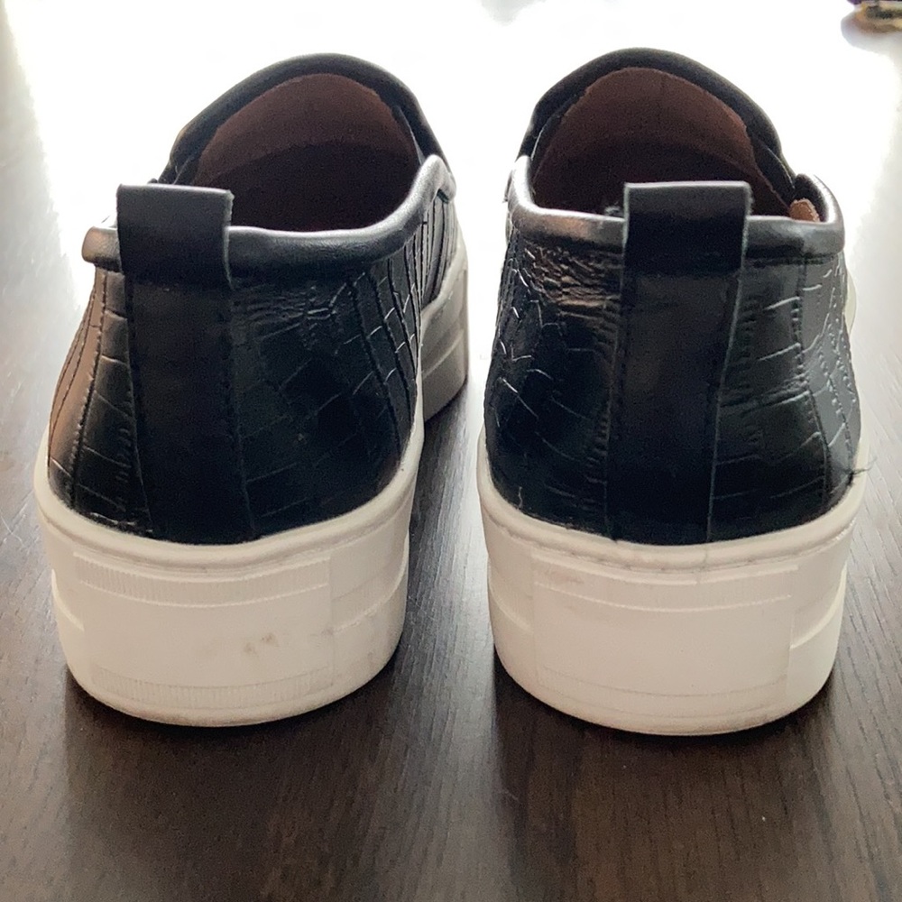 Halogen Slip-ons - Picture 3 of 5